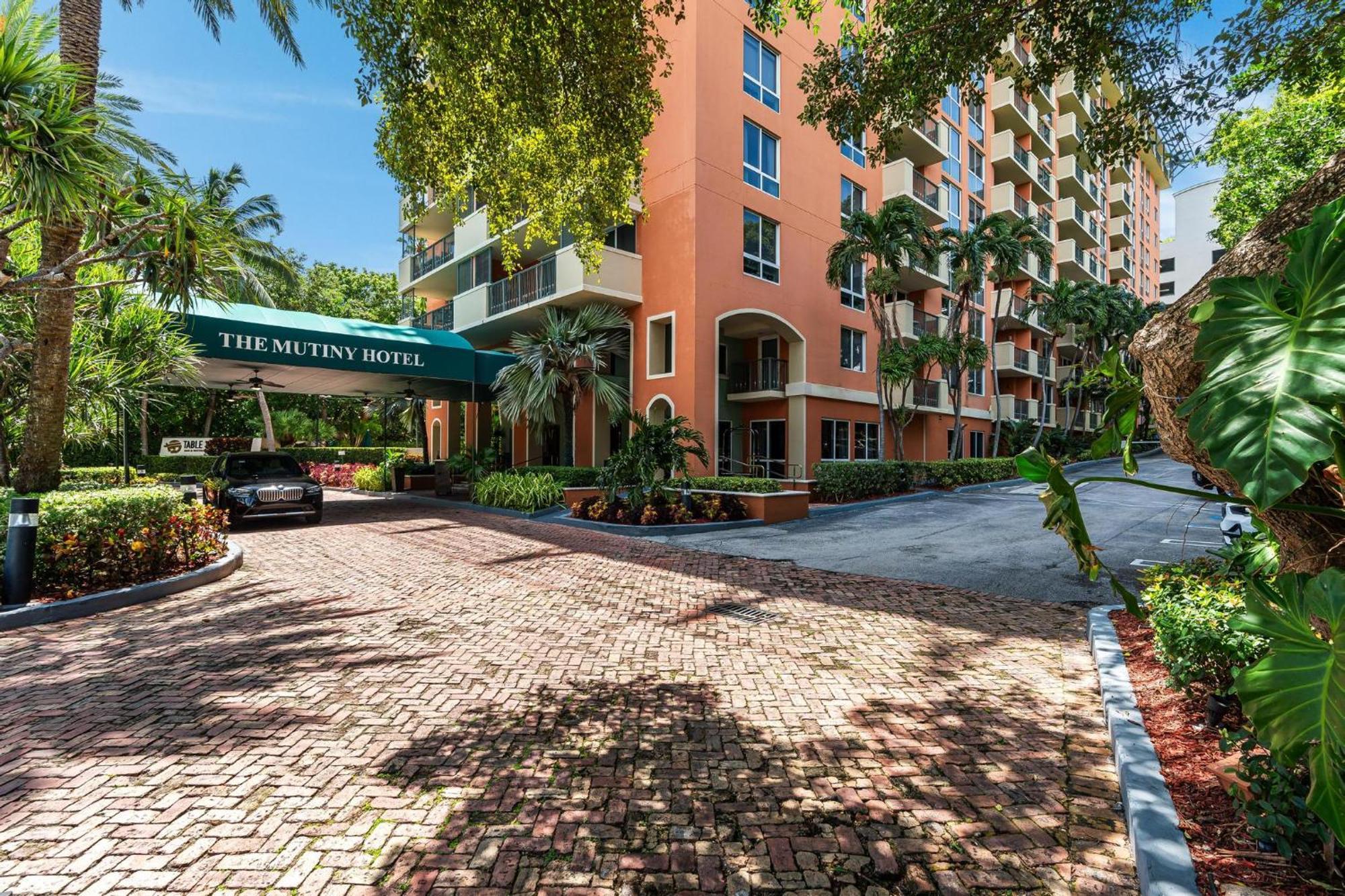Appartamento Bayview Bliss 2br 2ba In Coconut Grove Parking Included *
